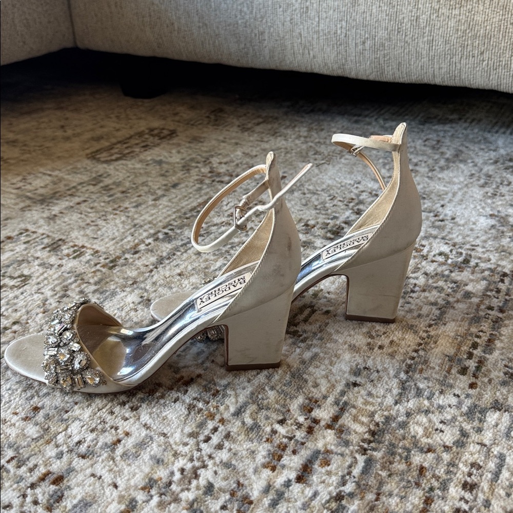 Badgley Mischka Crystal Embellished Silver Heels - Picture 3 of 3